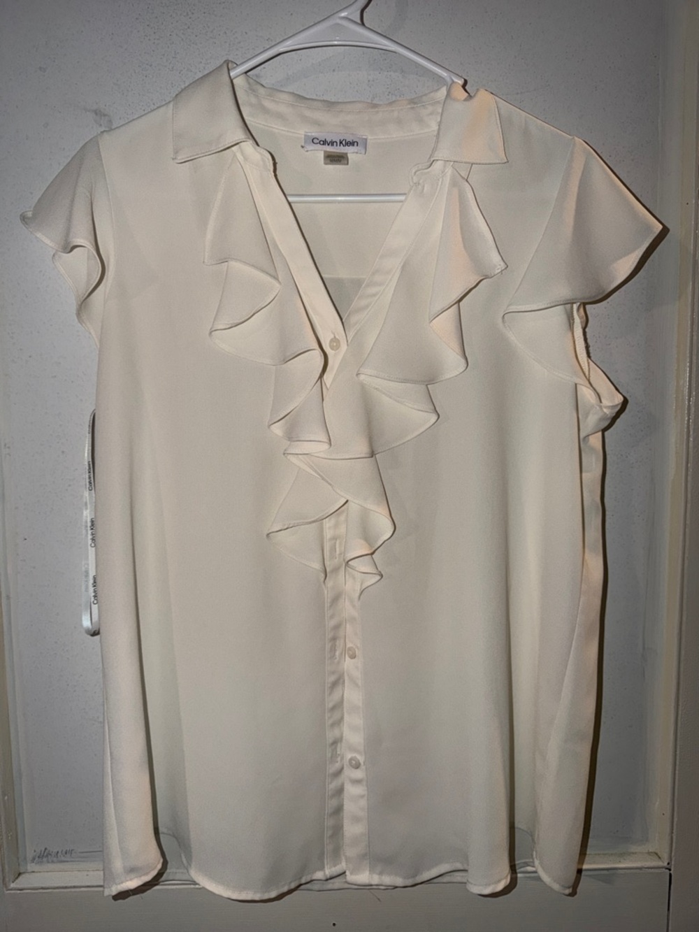 Calvin Klein Ivory Ruffle Front Cap Sleeve Blouse
